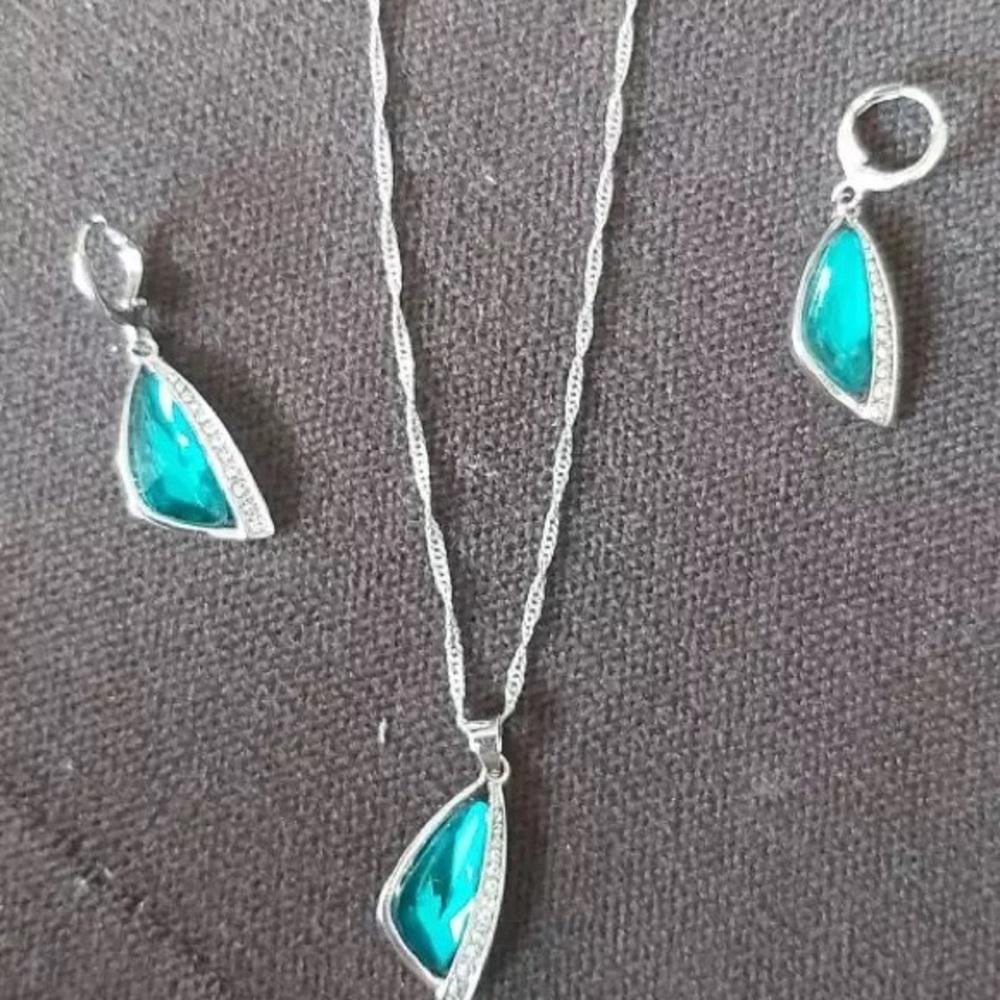 Green stone Jewelry set